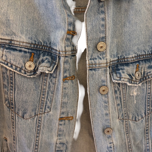 Bershka Oversized Light Wash Distressed Denim Jacket XXS - Picture 4 of 12